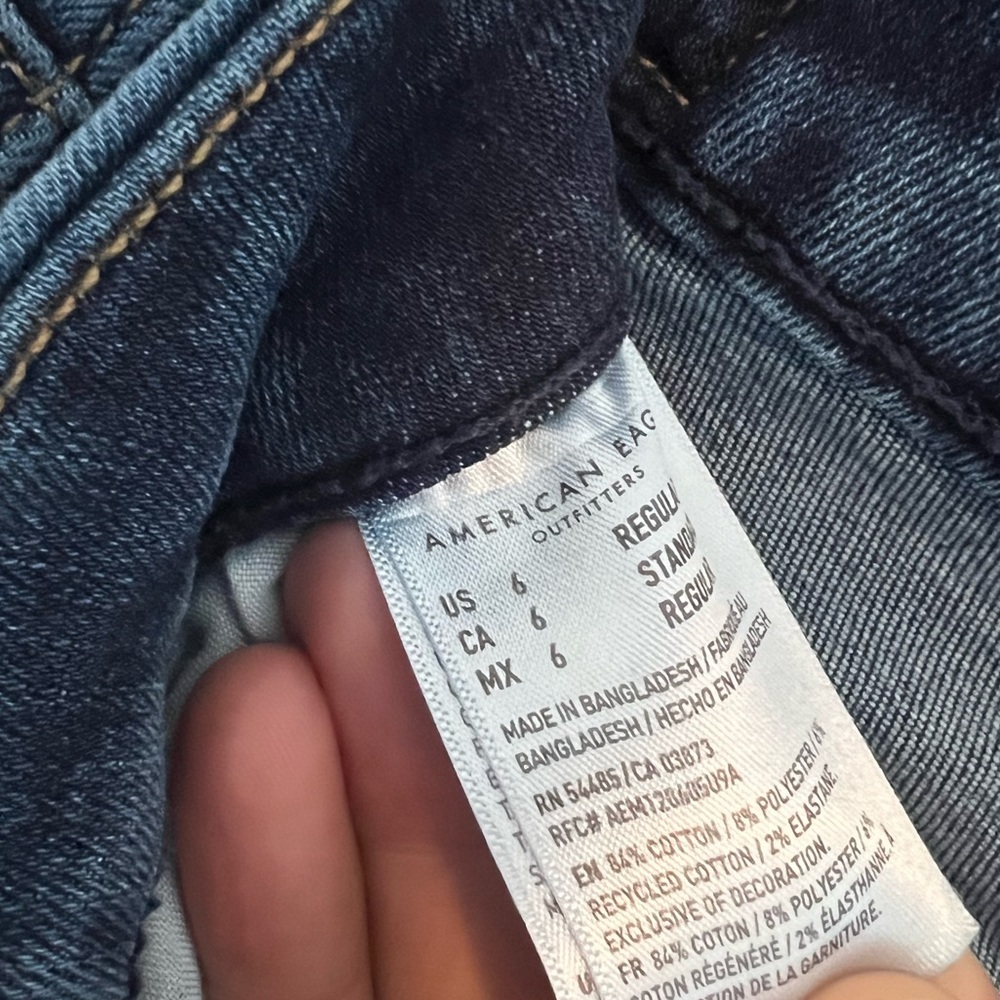 American Eagle Jeans - Picture 4 of 4